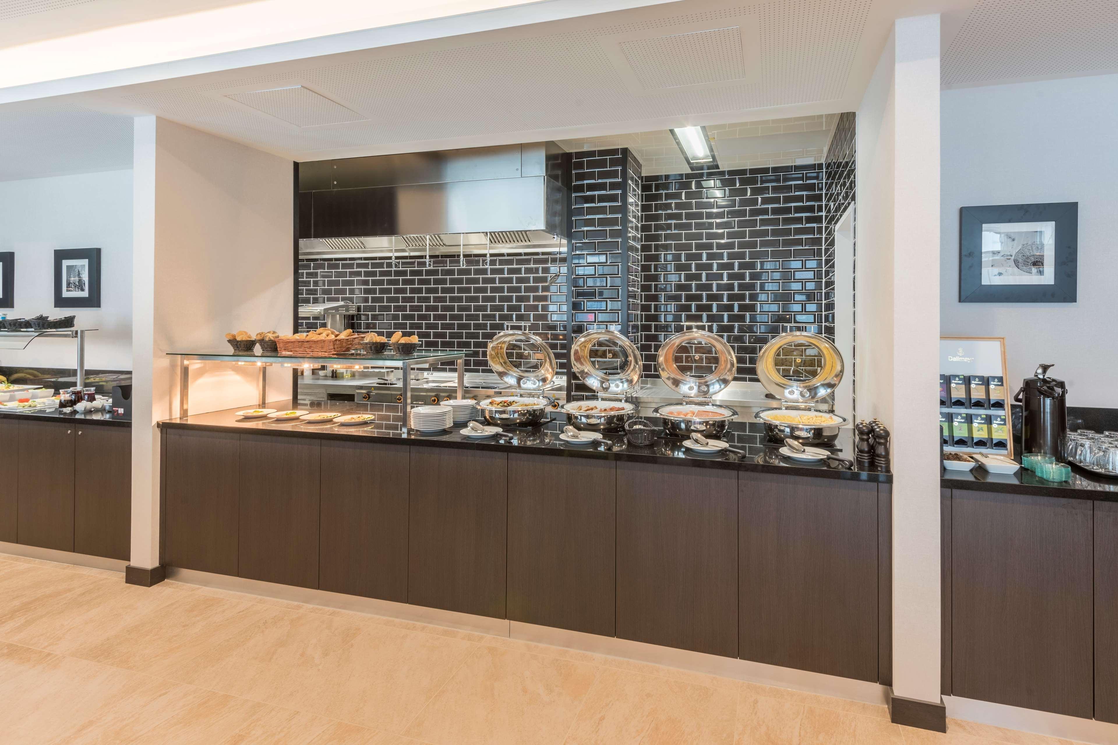 Hilton Garden Inn Munich City West Екстер'єр фото